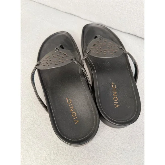 Vionic Solari Black Leather Thong Sandals Medallion Wedge Womens 9.5 JH:01-2023 - Picture 4 of 6
